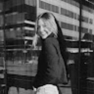 Meet your Posher, Emilia